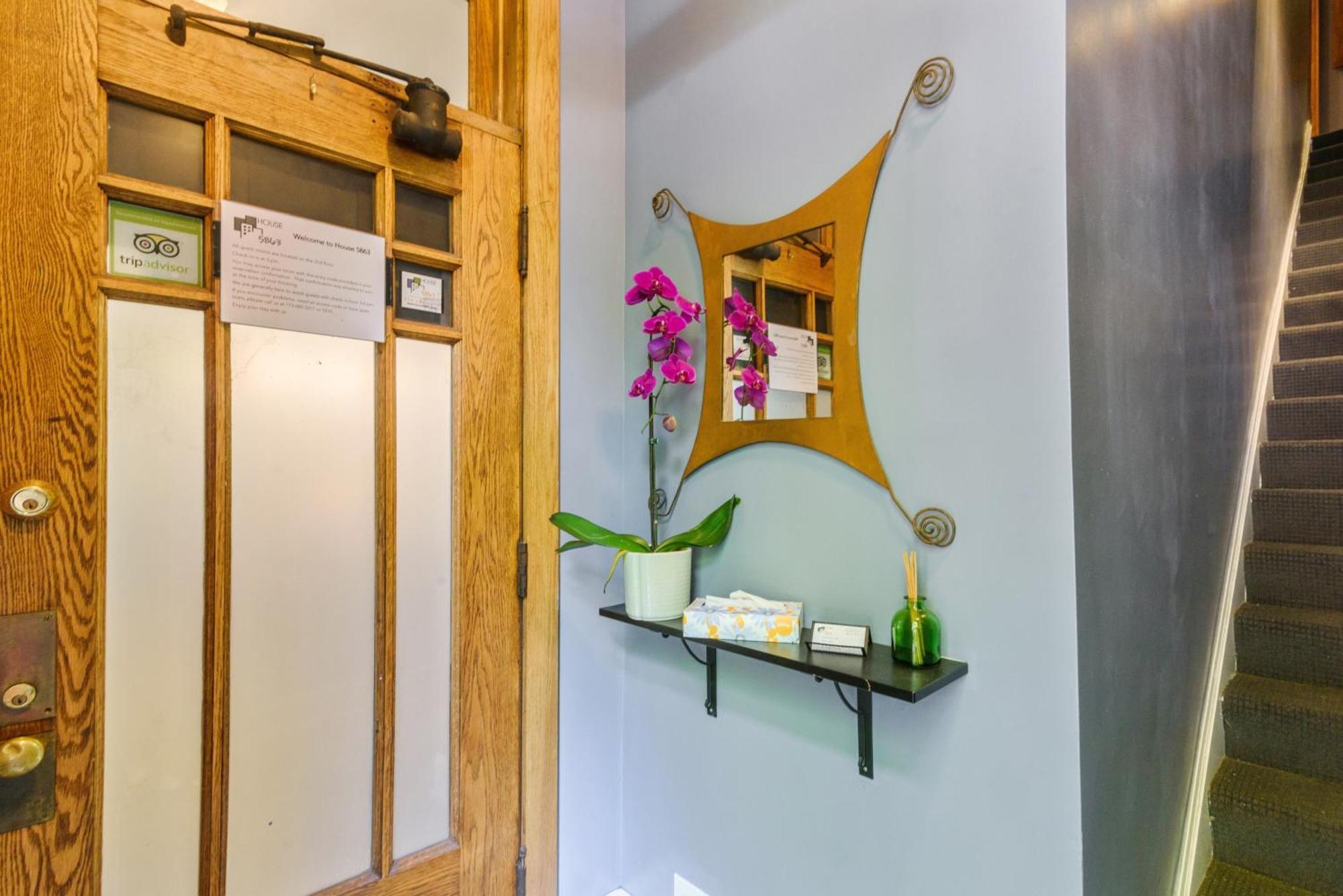 House 5863- Chicago'S Premier Bed And Breakfast מראה חיצוני תמונה