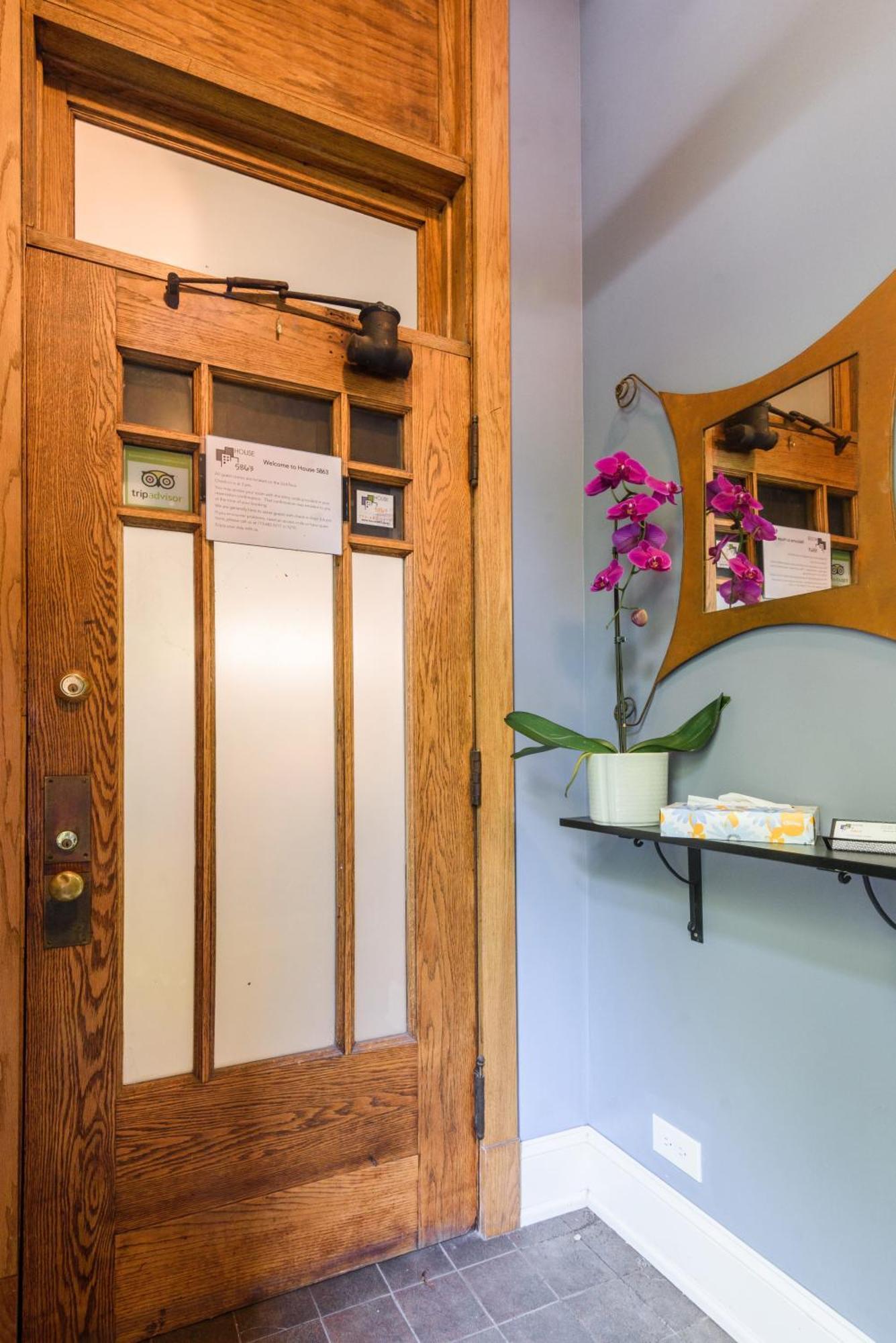 House 5863- Chicago'S Premier Bed And Breakfast מראה חיצוני תמונה