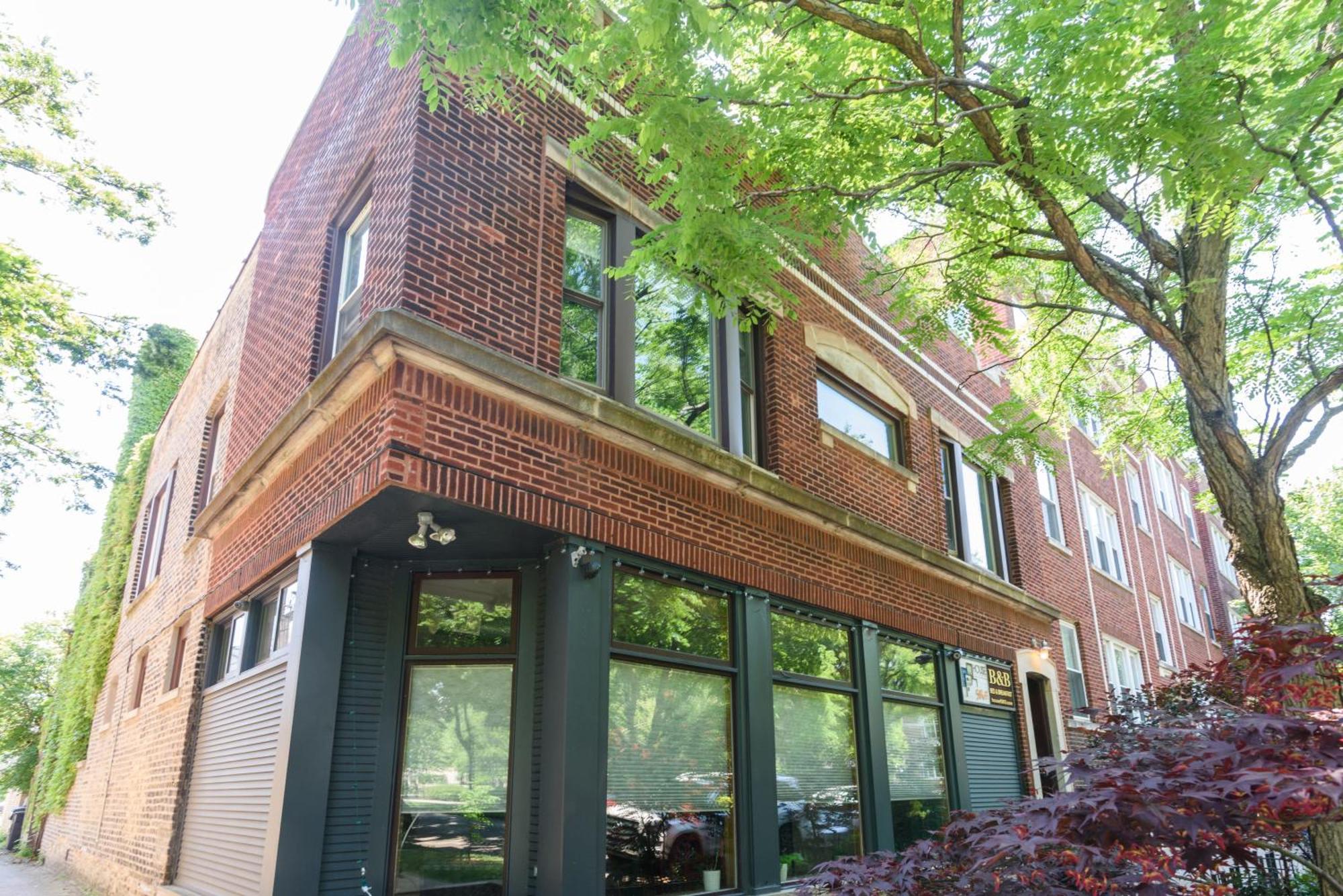 House 5863- Chicago'S Premier Bed And Breakfast מראה חיצוני תמונה