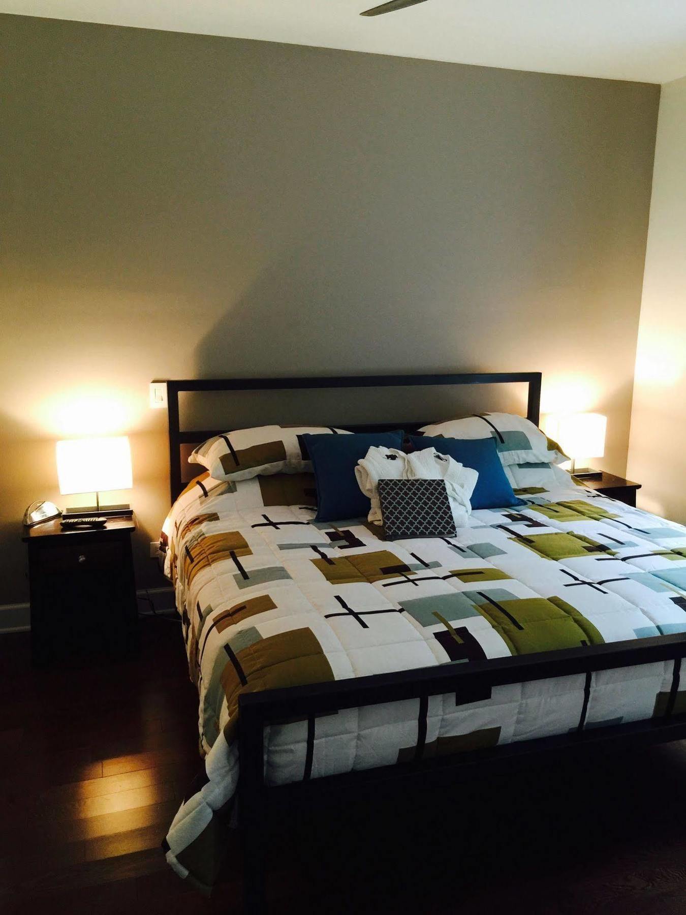 House 5863- Chicago'S Premier Bed And Breakfast מראה חיצוני תמונה